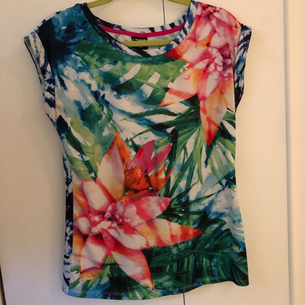 Floral top